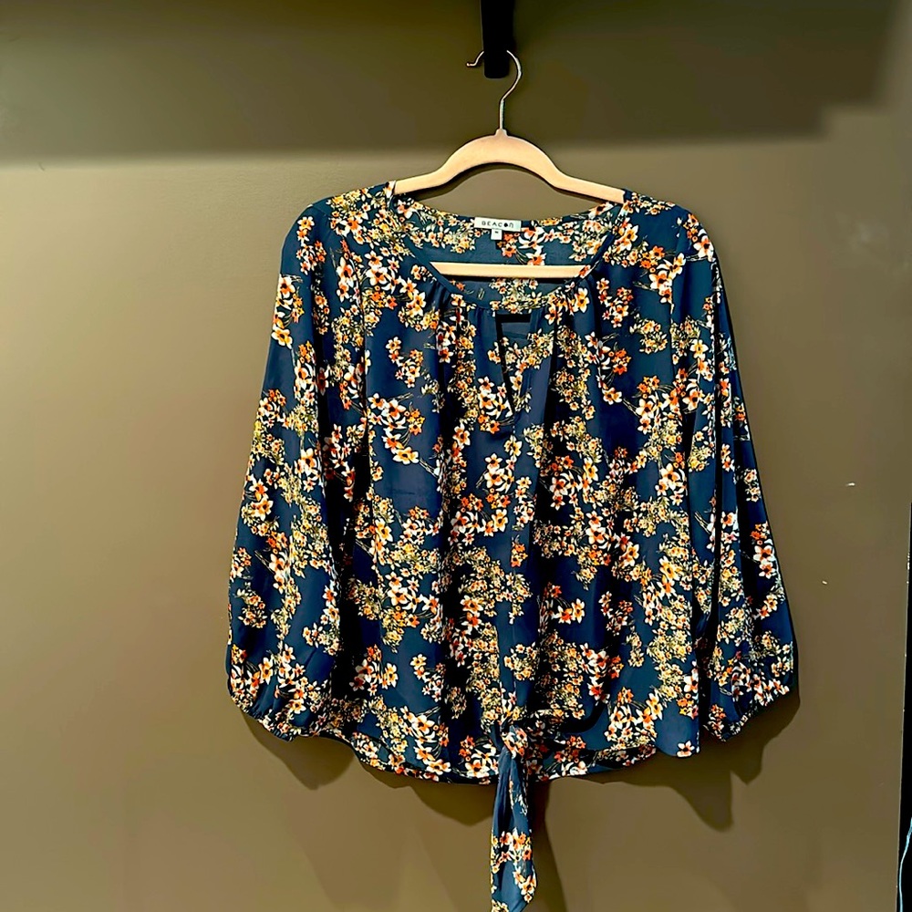 Beacon floral top